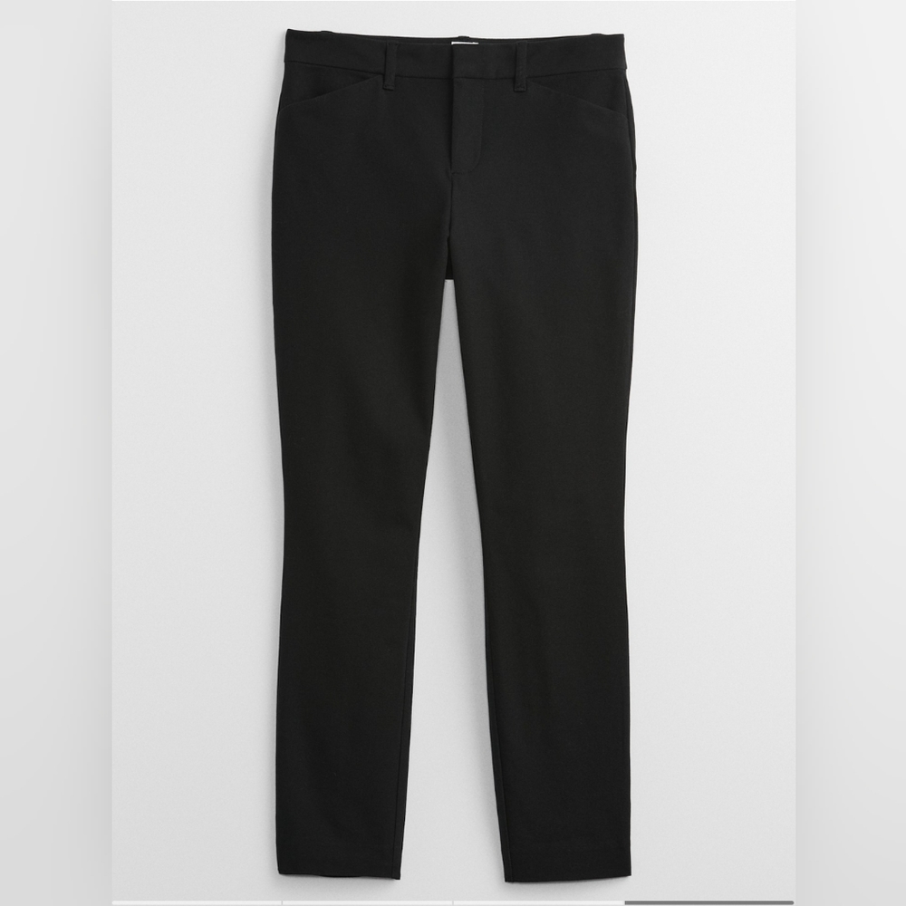 Womens signature skinny ankle pants size 2 NWT